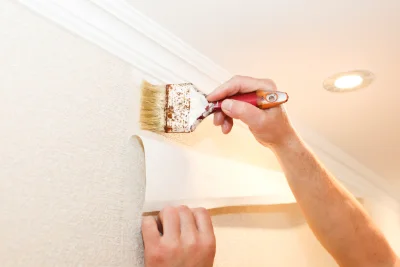 Pose de papier peint à Chaunay — revêtements muraux et toiles de verre